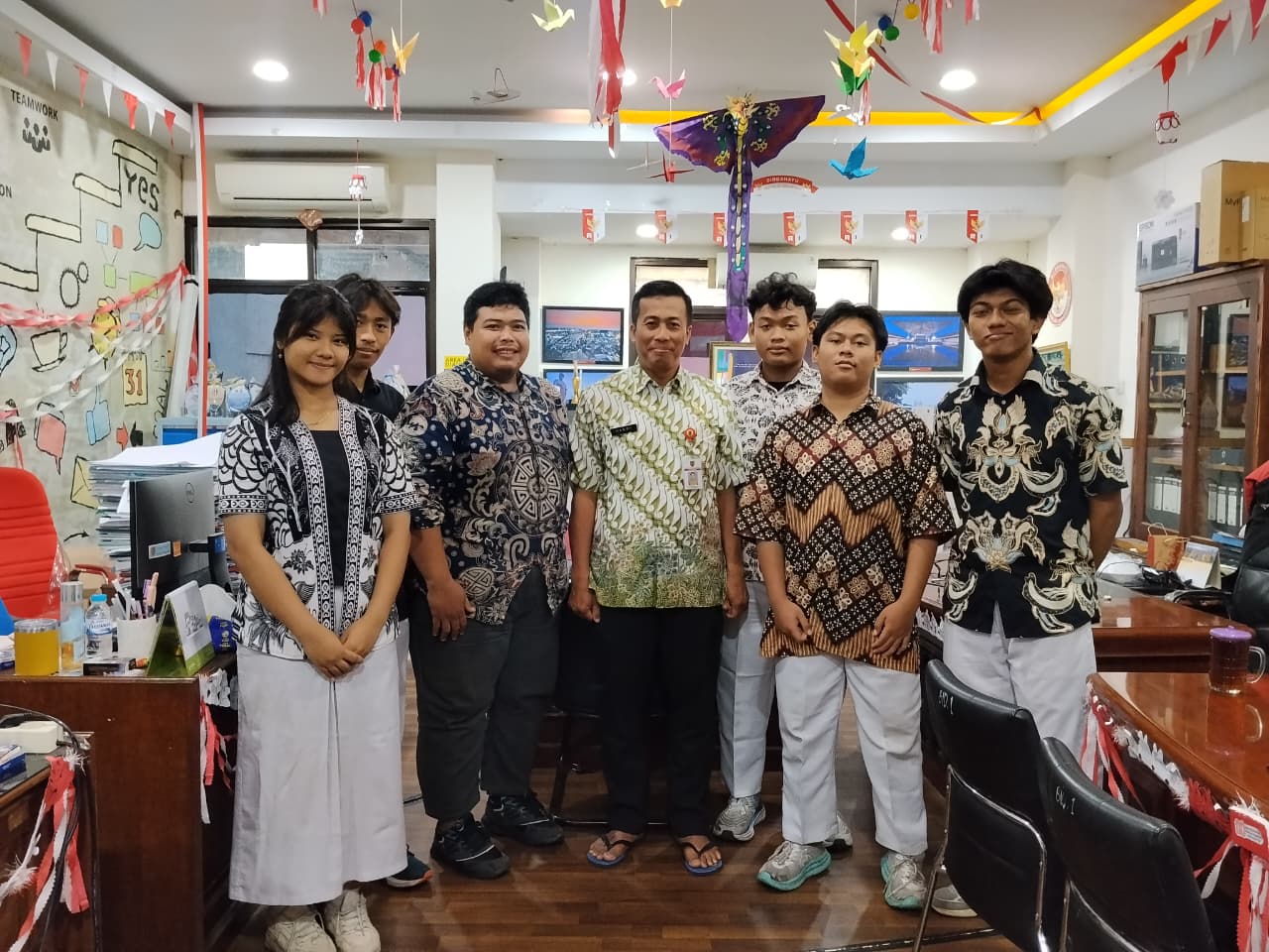 Tingkatkan Literasi Digital dan Birokrasi, Siswa SMA Mataram Magang di Diskominfo